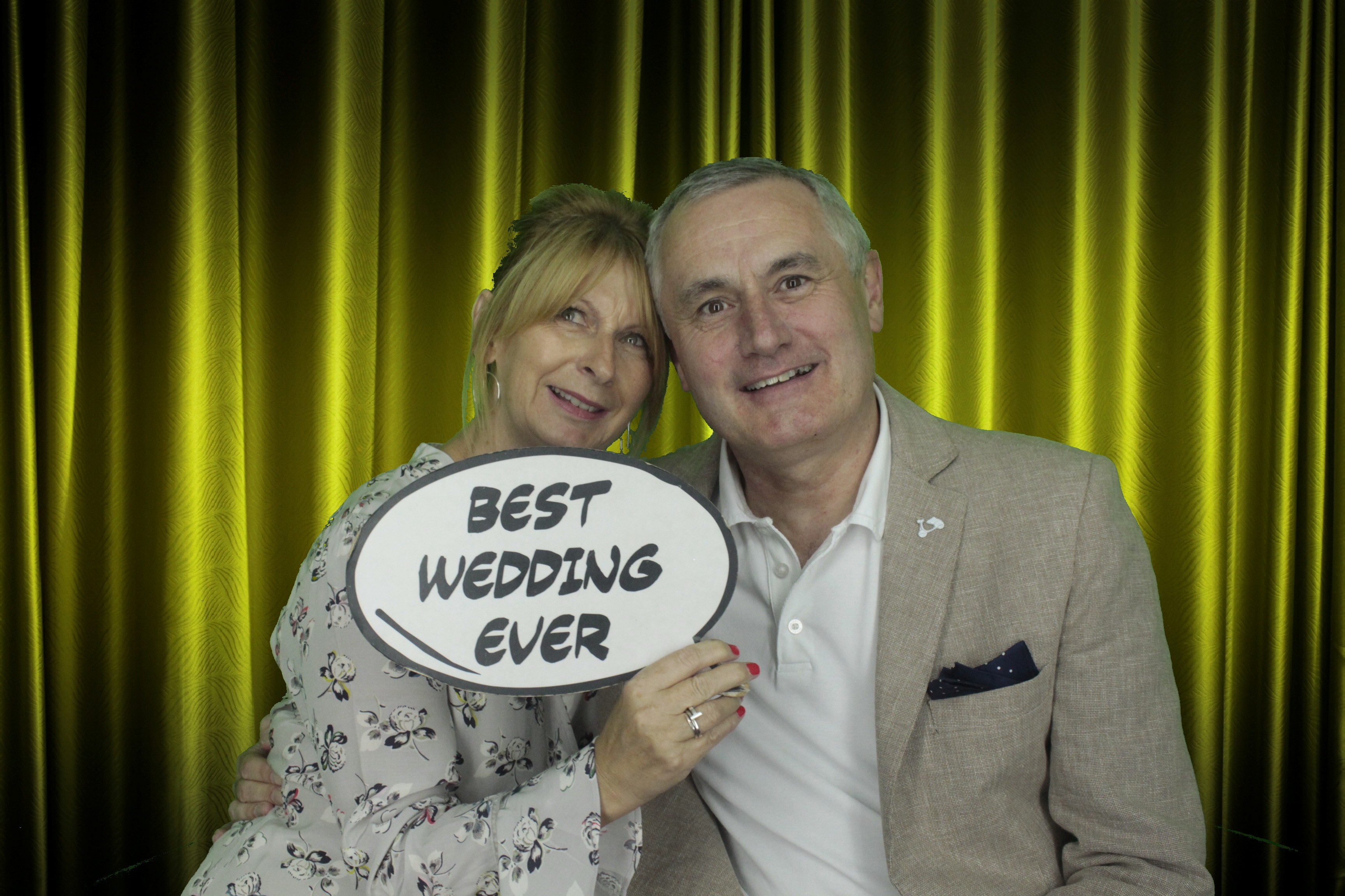 Mr & Mrs McIlvaney | View more photos from the event at gallery.myphotoboothexperience.co.uk/u/MyPhotoBoothExperienceLtd/Mr-Mrs-McIlvaney
